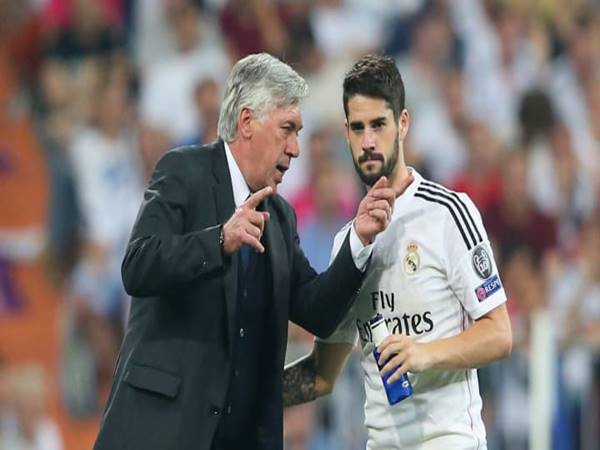 Tin Real Madrid 2/12: HLV Ancelotti cảm thấy không hài lòng với Isco