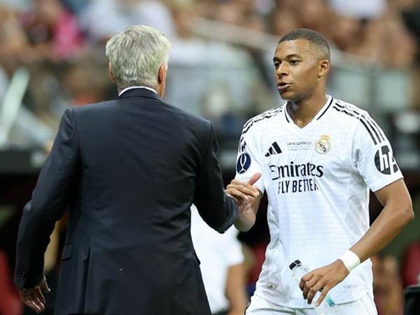 Tin La Liga 22/10: Ancelotti chỉ đạo Mbappe như đã làm với Benzema