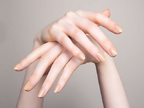 Mộng mị thấy nhiều bàn tay xuất hiện cùng lúc