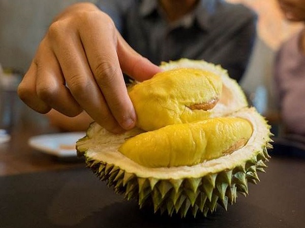 Nằm mơ thấy ăn sầu riêng là điềm gì?