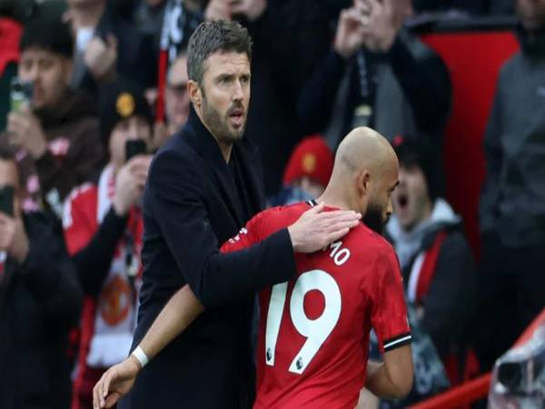 Bước ngoặt chiến thuật sau giờ nghỉ